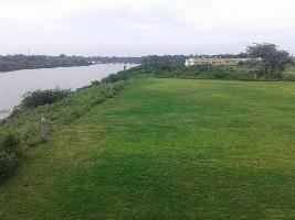 Riverside Golf Resort