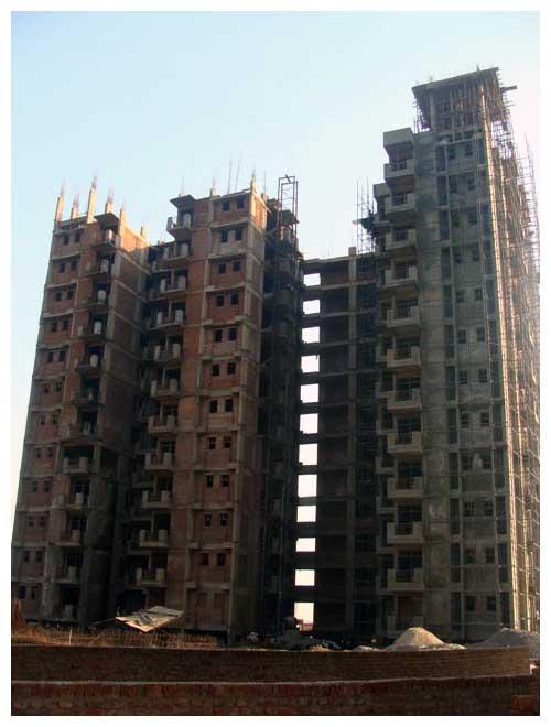 SRS Residency, Faridabad - 2 & 3 Bedroom Apartments