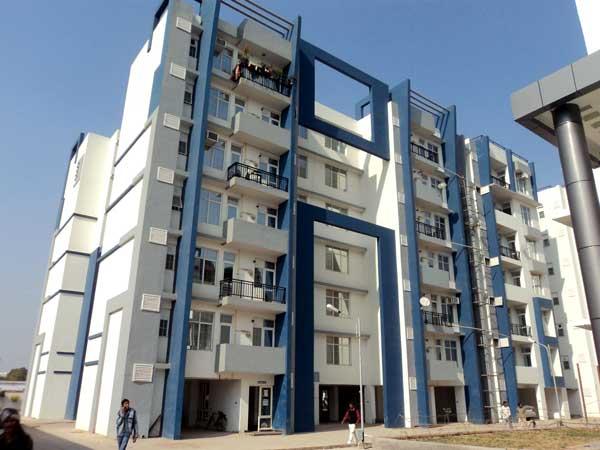 Spangle Condos, Zirakpur - Residential Apartments