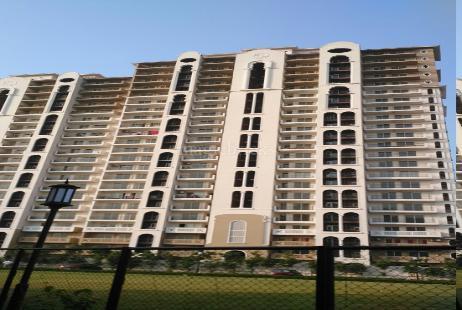 DLF New Town Heights 2, Gurgaon - 2,3 and 4 BHK flats and 4 BHK villas