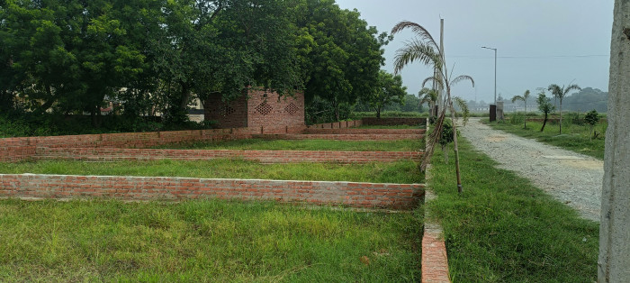 Kashi Ashram, Varanasi - Residential Plots
