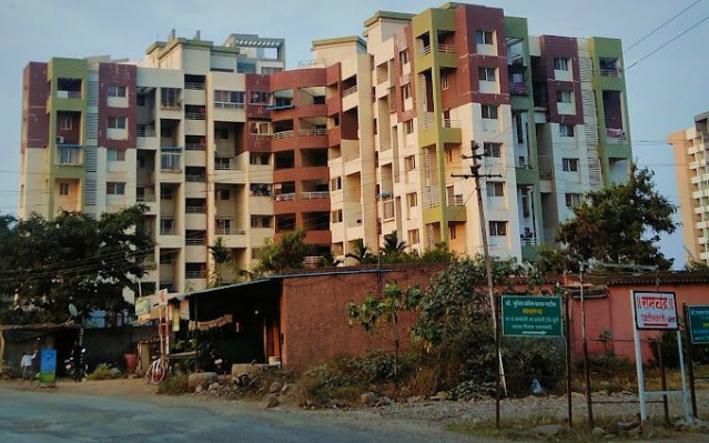 Lake Paradise, Pune - 2/3 BHK Apartments