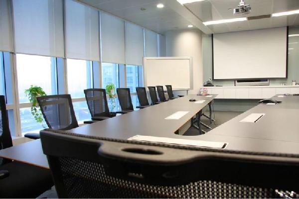 Cosmic Corporate Park 154, Noida - Commercial Office Complex