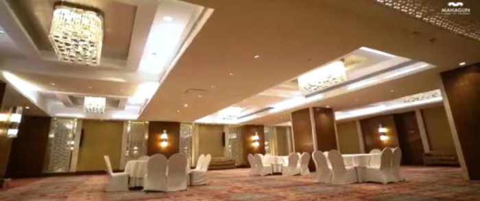 Mahagun Sarovar Portico, Ghaziabad - Hotel & Restuarent