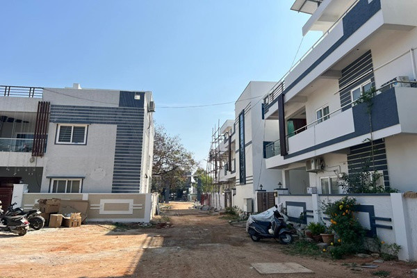 21 Palms, Hyderabad - Villa & Plots