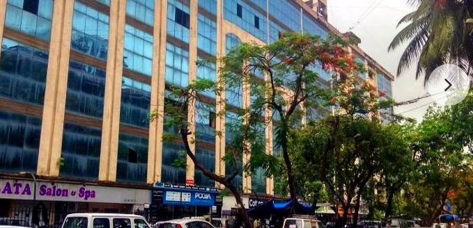 Laxmi Plaza, Mumbai - Offers Fully Furnished Office