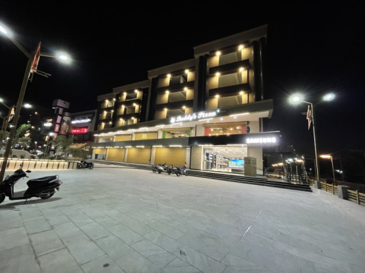 Akshar Icoon, Junagadh - Retail Shops & Food Court