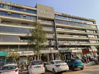 White Business Hub