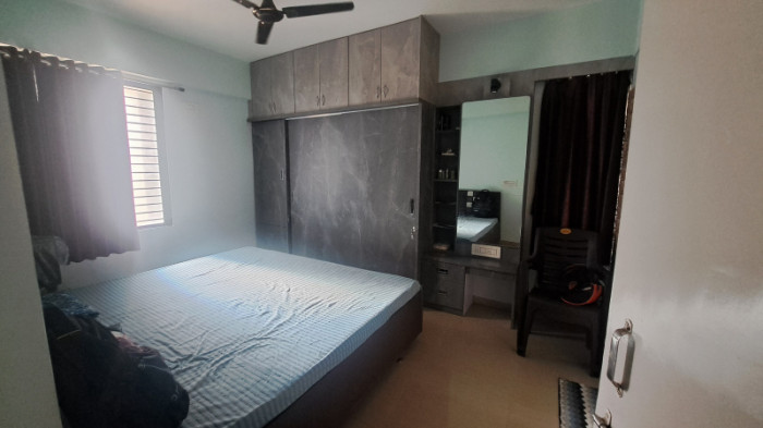 Yash Platina, Ahmedabad - 2/3 BHK Apartment