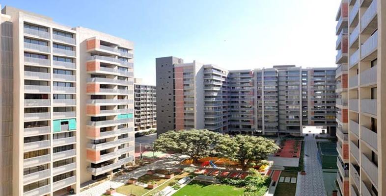 Gala Aura, Ahmedabad - Luxurious Apartments
