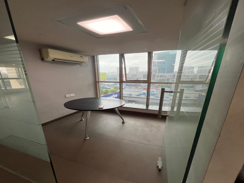  Office Space 1130 Sq.ft. for Sale in Topsia, Kolkata