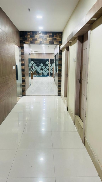  Office Space 6500 Sq.ft. for Sale in Entally, Kolkata