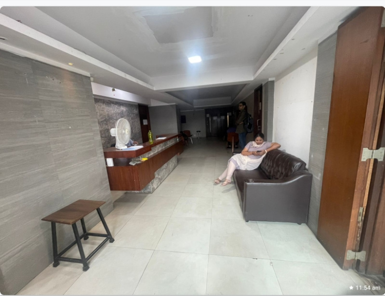  Commercial Shop 4150 Sq.ft. for Rent in Gokhale Road, Thane