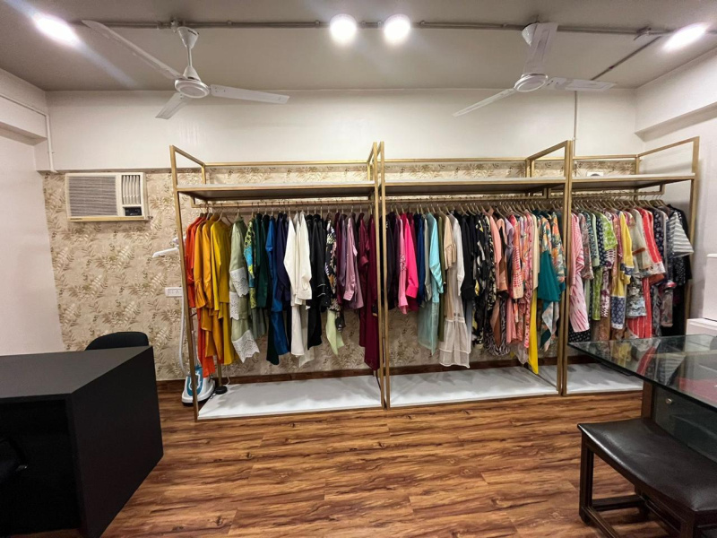  2200 Sq.ft. Showroom for Sale in Beleghata, Kolkata