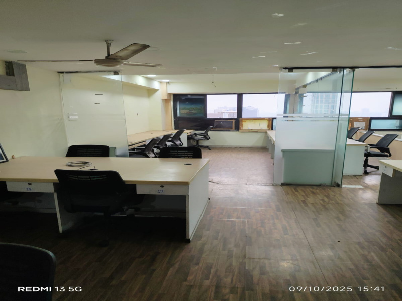  1260 Sq.ft. Office Space for Rent in Park Street, Kolkata