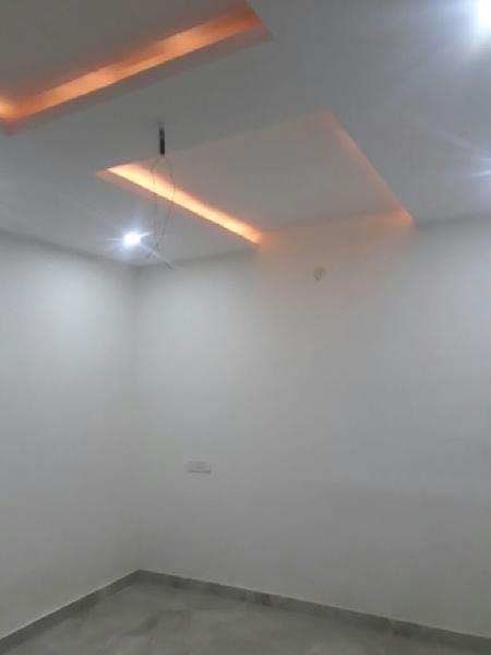 Commercial Shop 500 Sq.ft. for Rent in Cheema Chowk, Ludhiana