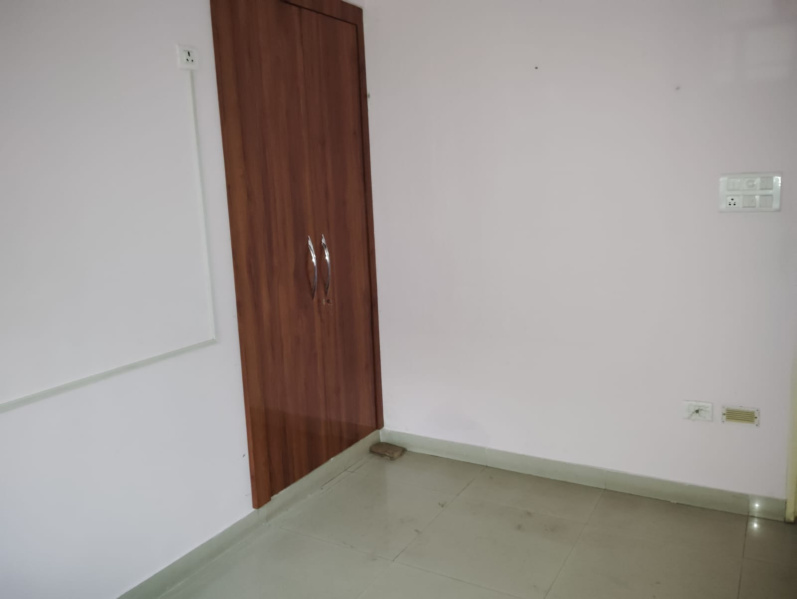 2 BHK Apartment 1300 Sq.ft. for Rent in Singh More, Ranchi