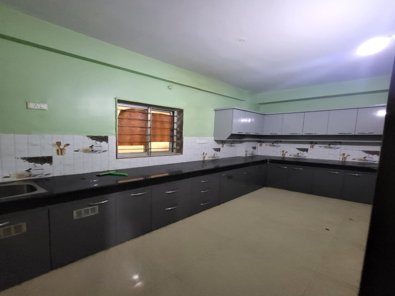  Commercial Shop 2500 Sq.ft. for Rent in Doranda, Ranchi