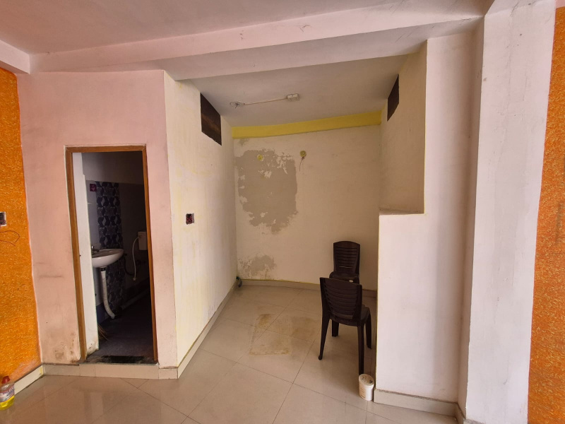  400 Sq.ft. Commercial Shop for Rent in Main Road, Ranchi