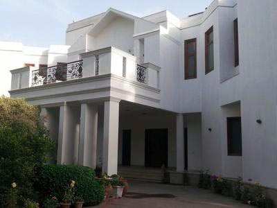 5 BHK Farm House 2.75 Acre for Rent in Rajokri, Delhi