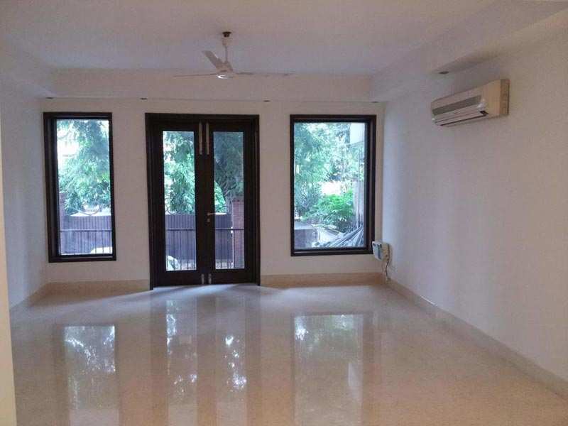 5 BHK Builder Floor 5000 Sq.ft. for Rent in Hauz Khas Enclave, Delhi