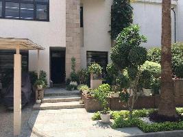 5 BHK House for Rent in Nirvana Country, Gurgaon