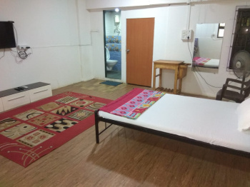  Guest House for Rent in Andheri West, Mumbai