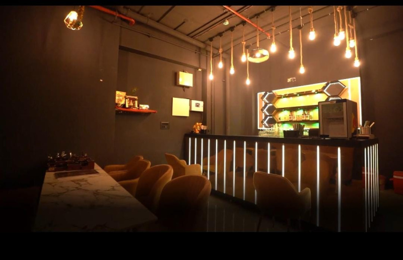  Hotels 2200 Sq.ft. for Rent in Dahisar East, Mumbai