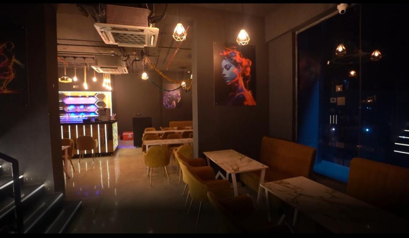  Hotels 2200 Sq.ft. for Rent in Dahisar East, Mumbai