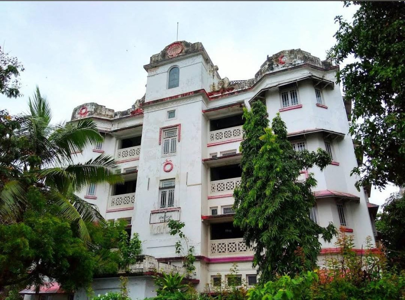  Commercial Land 11000 Sq.ft. for Sale in Colaba, Mumbai