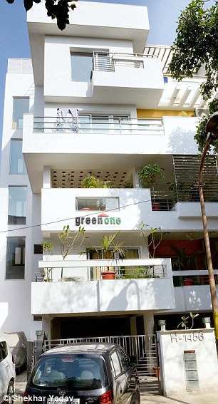 2 BHK Apartment 99 Sq. Yards for Rent in