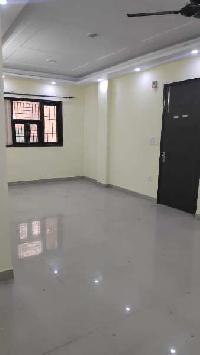3 BHK Flat for Rent in Block B Laxmi Nagar, Delhi