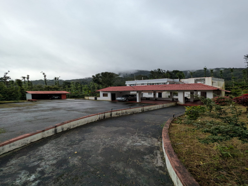 6 BHK 12000 Sq.ft. Farm House for Sale in Madikeri, Kodagu