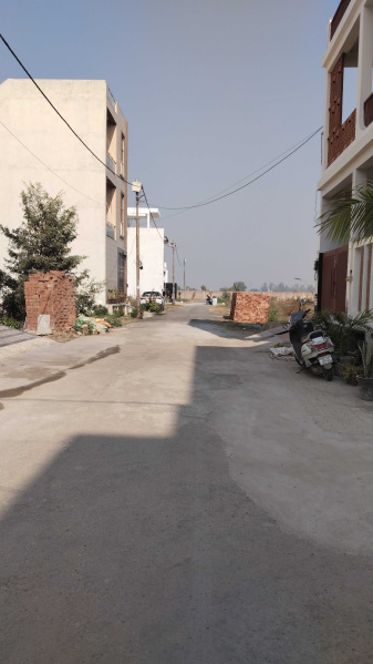  120 Sq. Yards Residential Plot for Sale in Rohta Road, Meerut