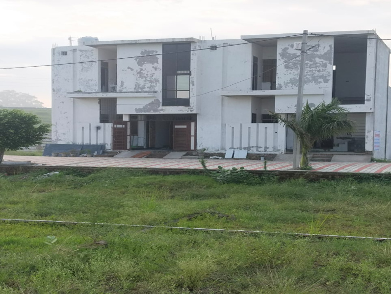  Residential Plot 102 Sq. Yards for Sale in Rohta Road, Meerut