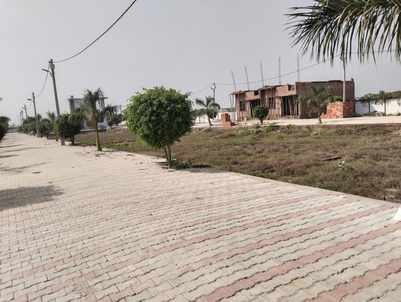  105 Sq. Yards Residential Plot for Sale in Rohta Road, Meerut