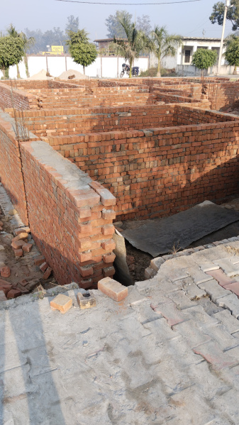  189 Sq.ft. Commercial Shop for Sale in Rohta Road, Meerut