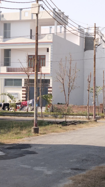 128 Sq. Yards Residential Plot for Sale in Rohta Road, Meerut