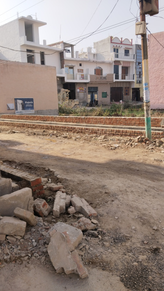  111 Sq. Yards Residential Plot for Sale in Rohta Road, Meerut