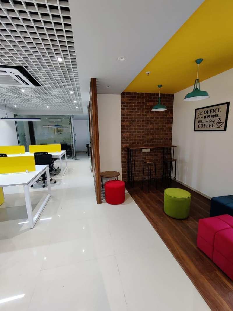  Office Space 1300 Sq.ft. for Rent in Vijay Nagar, Indore