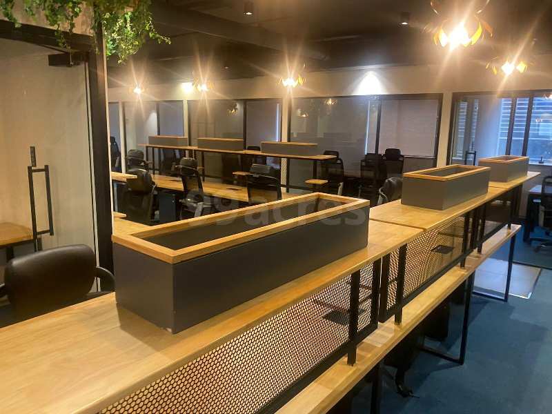  2100 Sq.ft. Office Space for Rent in Vijay Nagar, Indore