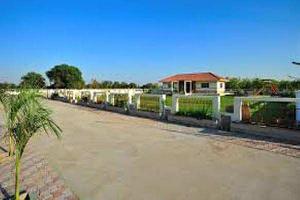 520 Sq. Yards Industrial Land for Sale in Sector 62 Noida
