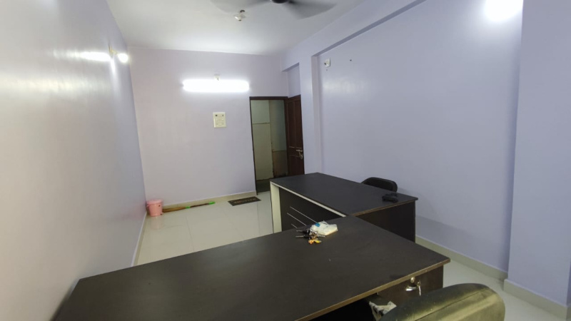  Office Space 166 Sq.ft. for Sale in Veraval, Gir Somnath