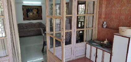 2 BHK Flat for Rent in Vile Parle East, Mumbai