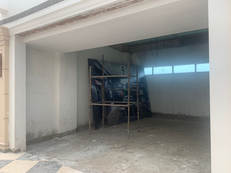  800 Sq.ft. Commercial Shop for Sale in Sector 60 Gurgaon