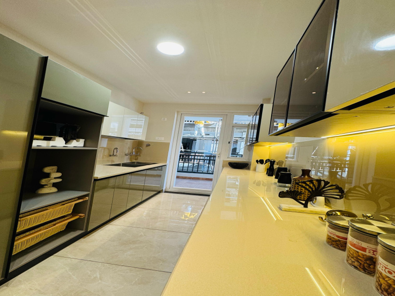 3 BHK Apartment 1750 Sq.ft. for Sale in Nagla Road, Zirakpur