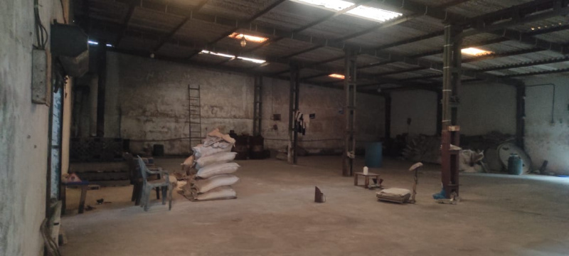  6800 Sq.ft. Warehouse for Rent in Gidc, Vapi