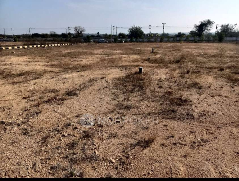  69000 Sq.ft. Industrial Land for Sale in GIDC, Valsad