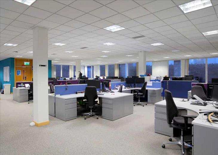 Office Space 3000 Sq.ft. for Rent in Fafadih, Raipur