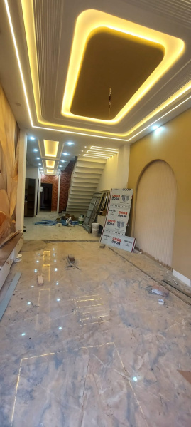 5 BHK House 3700 Sq.ft. for Sale in Paschimpuri, Agra